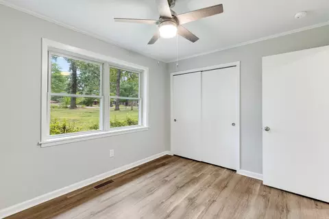 Bedroom - 477 Efird Rd, Malvern, AR 72104 photo 5 of 5