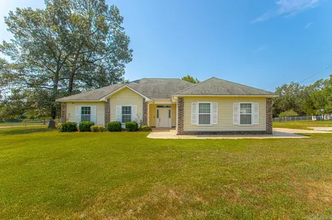Exterior - 7411 Mars Hill Rd, Bauxite, AR 72011 photo 2 of 11
