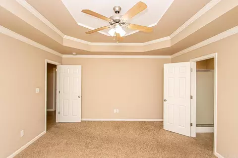Bedroom - 7411 Mars Hill Rd, Bauxite, AR 72011 photo 2 of 7