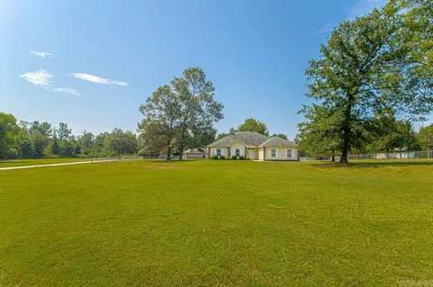 Exterior - 7411 Mars Hill Rd, Bauxite, AR 72011 photo 6 of 11
