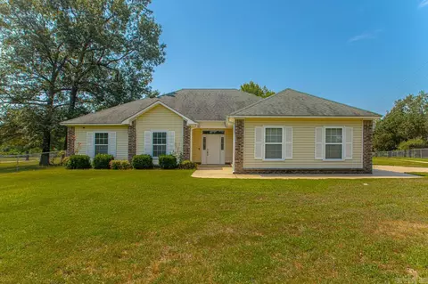 Exterior - 7411 Mars Hill Rd, Bauxite, AR 72011 photo 3 of 11