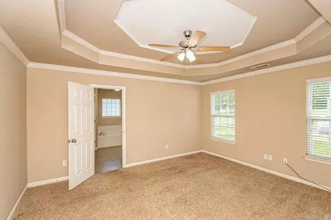 Bedroom - 7411 Mars Hill Rd, Bauxite, AR 72011 photo 1 of 7