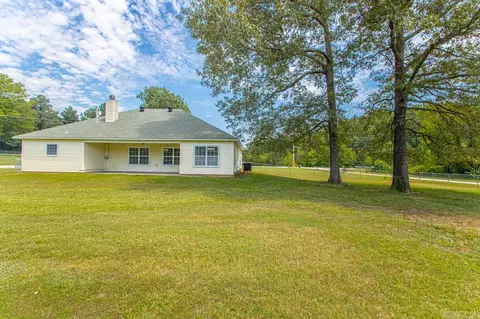 Exterior - 7411 Mars Hill Rd, Bauxite, AR 72011 photo 11 of 11