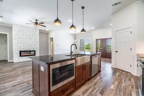 Kitchen - 45 Jackson Loop, Ward, AR 72176 photo 3 of 4