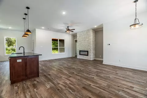 Living - 45 Jackson Loop, Ward, AR 72176 photo 1 of 2