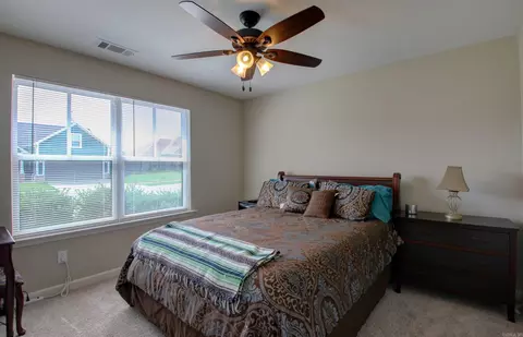 Bedroom - 6220 Lewiston Dr, Alexander, AR 72002 photo 6 of 14