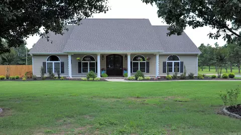 704 Hickory Rd, Lake City, AR 72437