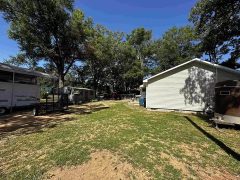 217 Smith, Warren, AR 71671 photo 3