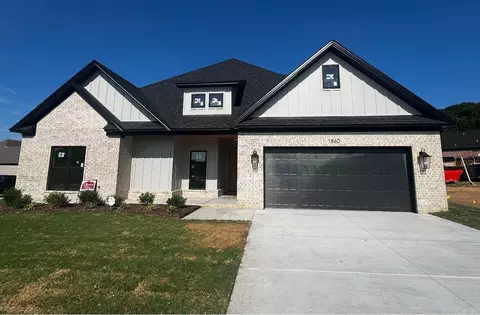 1860 Indigo Cv, Conway, AR 72034 photo 1