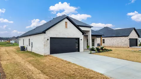 Exterior - 15 Dandelion Dr, Greenbrier, AR 72058 photo 5 of 7