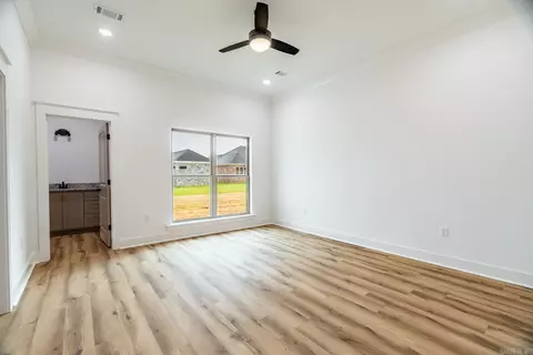 Bedroom - 15 Dandelion Dr, Greenbrier, AR 72058 photo 1 of 6