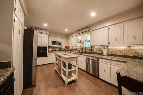 Kitchen - 1521 Erving Ridge Loop, Cabot, AR 72023 photo 2 of 9