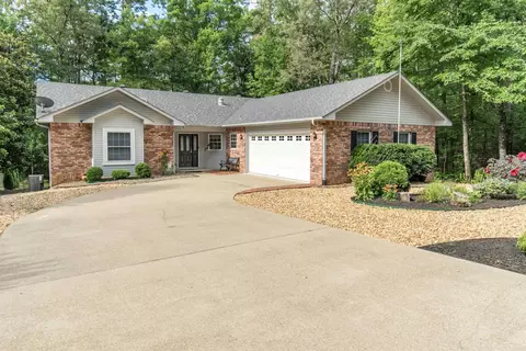 8 Ballobar Ln, Hot Springs Village, AR 71909