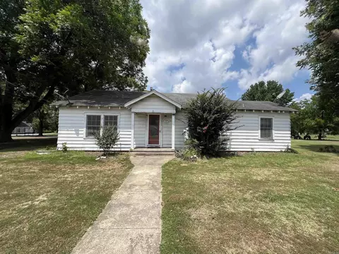 305 N Main St, Beebe, AR 72012 photo 1