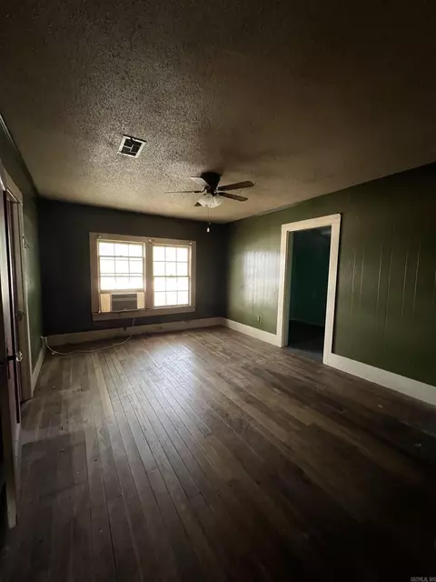 305 N Main St, Beebe, AR 72012 photo 5