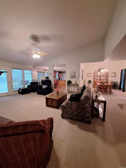 7911 Coachlight Dr, Pine Bluff, AR 71603 photo 12