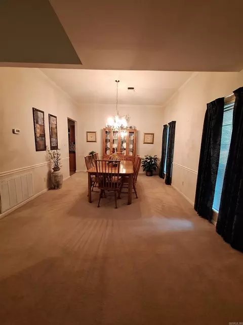 7911 Coachlight Dr, Pine Bluff, AR 71603 photo 10
