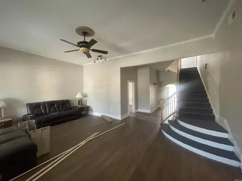 Living - 918 W 13th St, Pine Bluff, AR 71601 photo 1 of 3