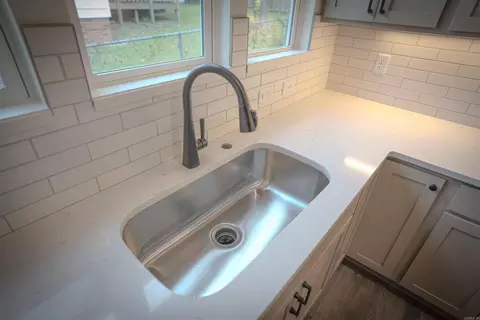 Kitchen - 302 E North St, Benton, AR 72015 photo 3 of 3