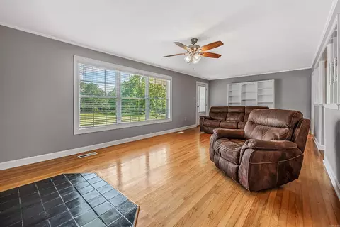 347 Camphill, Damascus, AR 72039 photo 11