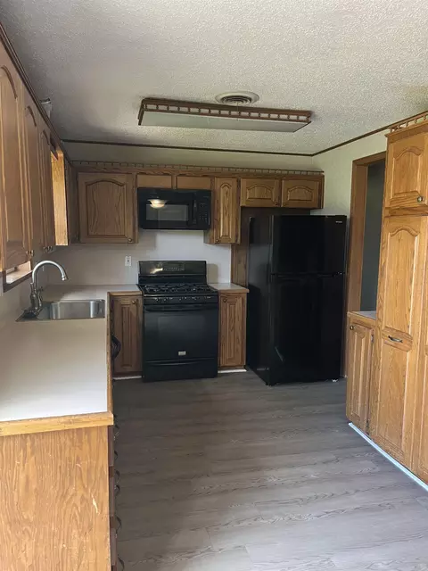 1607 Pinecroft St, Benton, AR 72019 photo 3