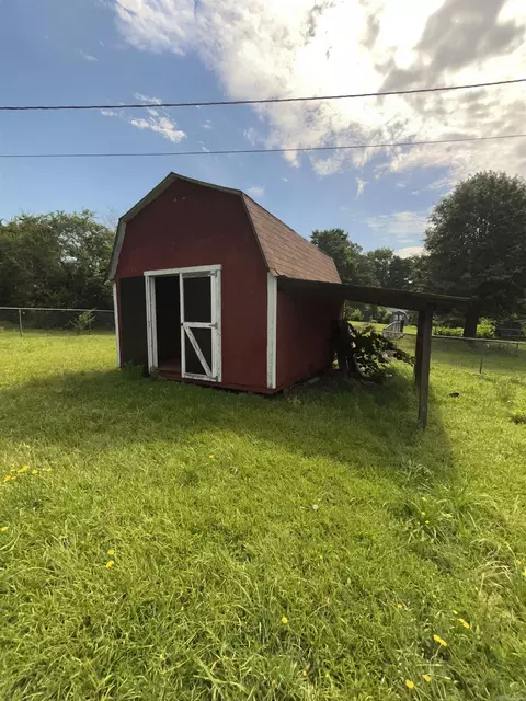 1607 Pinecroft St, Benton, AR 72019 photo 2
