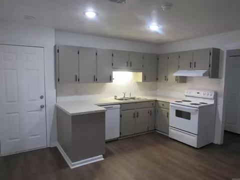 136 Eve, Conway, AR 72032 photo 16