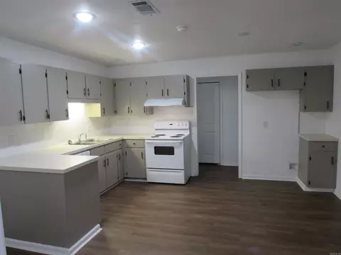 136 Eve, Conway, AR 72032 photo 18