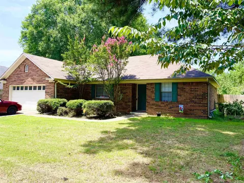Exterior - 2003 Donaghey Ave, Conway, AR 72032 photo 1 of 2