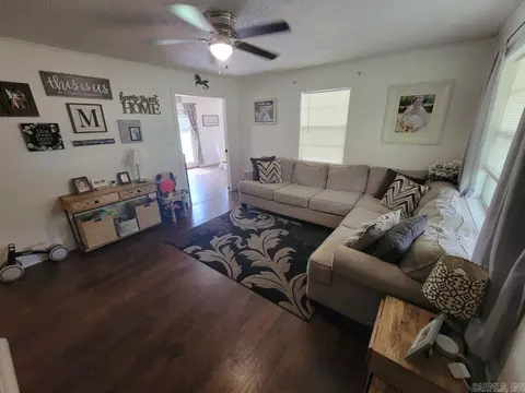324 Oak Forrest Loop, Searcy, AR 72143 photo 3
