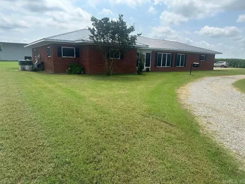 Exterior - 348 County Road 522, Rector, AR 72461 photo 2 of 8