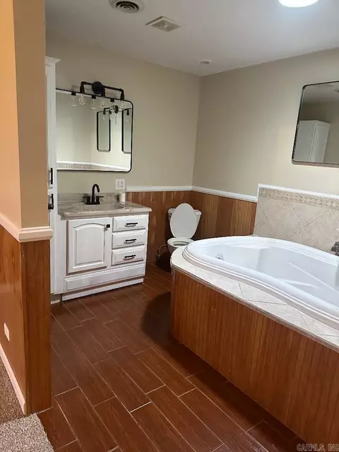 Bath - 348 County Road 522, Rector, AR 72461 photo 3 of 5