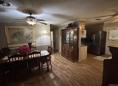 Dining - 4301 Skyline Dr, Pine Bluff, AR 71603 photo 1 of 1