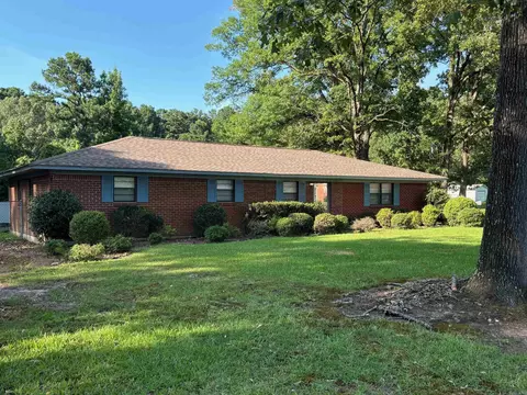 Exterior - 4301 Skyline Dr, Pine Bluff, AR 71603 photo 3 of 9