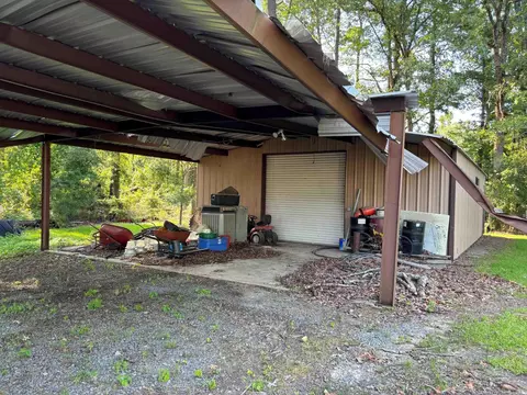 Exterior - 4301 Skyline Dr, Pine Bluff, AR 71603 photo 5 of 9