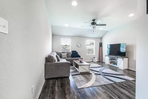33 Bobby Cir, Cabot, AR 72023 photo 5
