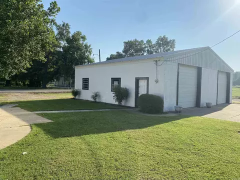 205 W Speedway St, Trumann, AR 72472 photo 3