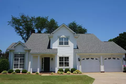 212 Hermitage Dr, Searcy, AR 72143
