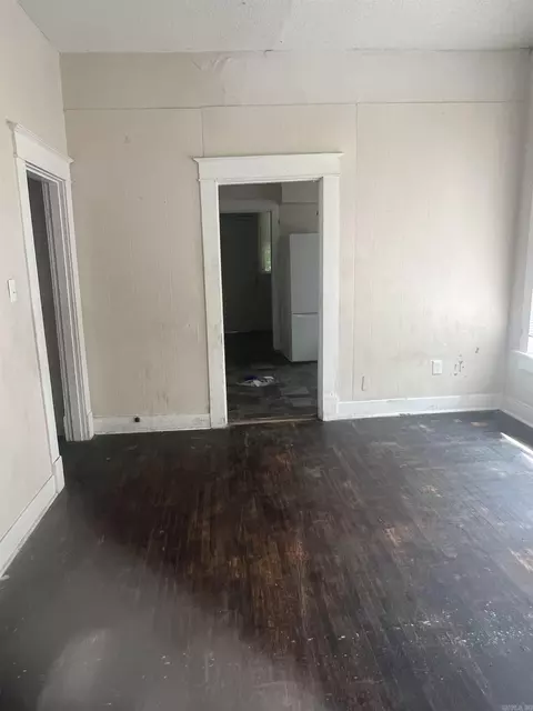 Living - 702 W 20th Ave, Pine Bluff, AR 71601 photo 1 of 3