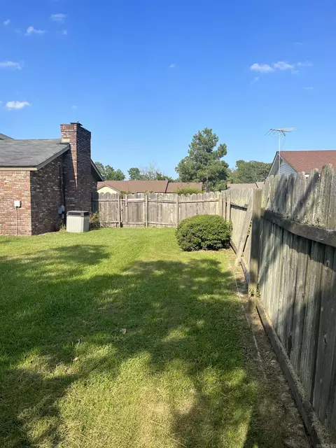 Exterior - 3800 Royal Forrest Dr, Pine Bluff, AR 71603 photo 5 of 5