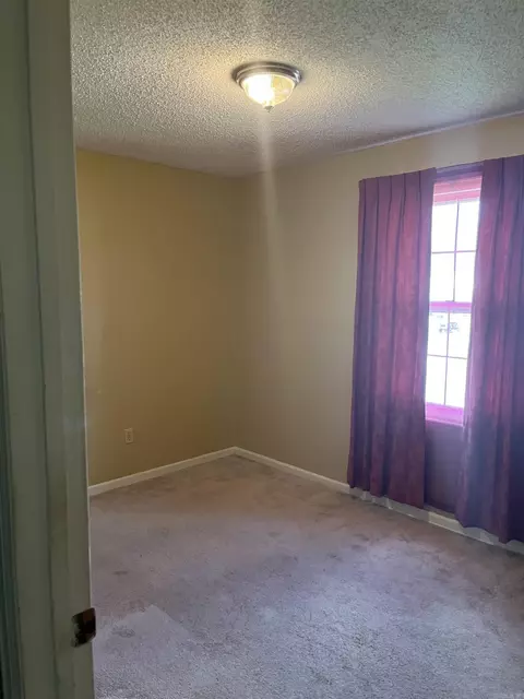Bedroom - 3800 Royal Forrest Dr, Pine Bluff, AR 71603 photo 4 of 4