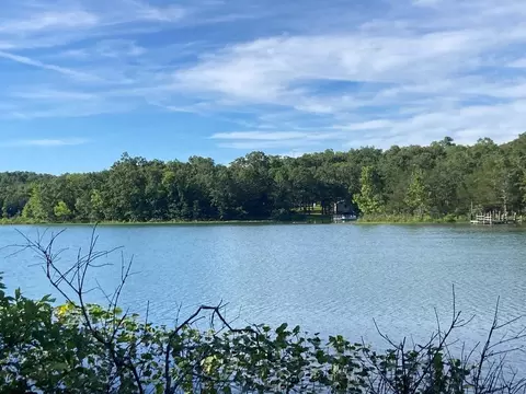 2214 Executive Loop, Horseshoe Bend, AR 72512 photo 3