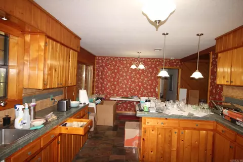 Kitchen - 152 Hempstead 336, Mccaskill, AR 71847 photo 3 of 3