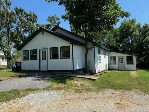 801 W Dalton St, Pocahontas, AR 72455