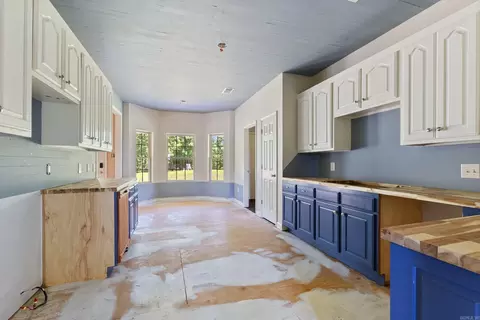 Kitchen - 35 Cedar View Loop, Greenbrier, AR 72058 photo 1 of 1