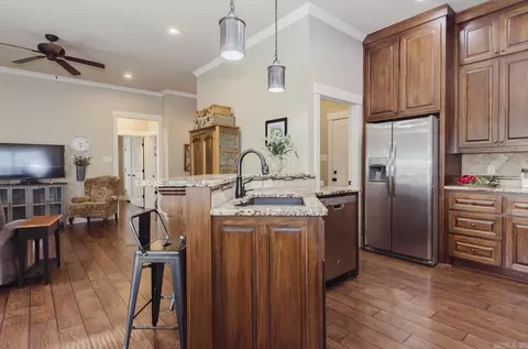 Kitchen - 3165 Haley Ct, Benton, AR 72019 photo 2 of 6