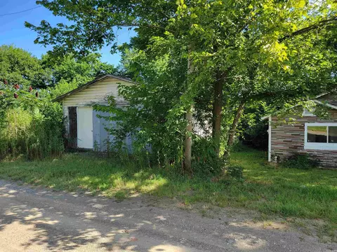 108 Taylor Ave, Hatfield, AR 71945 photo 3
