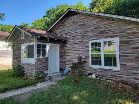 108 Taylor Ave, Hatfield, AR 71945 photo 4