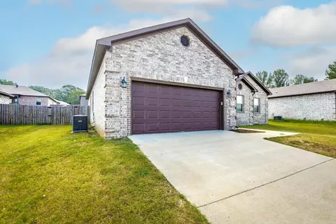 13 Cimarron Cir, Cabot, AR 72023 photo 2