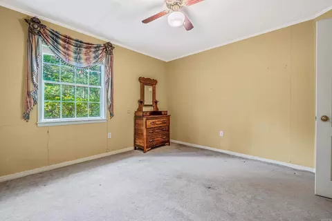 Bedroom - 61 Lakeview, Conway, AR 72032 photo 7 of 9